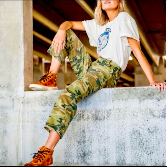 Free People Remy Green Camo High-Waisted Wide Leg Jeans Size 24 NWT - Picture 13 of 16